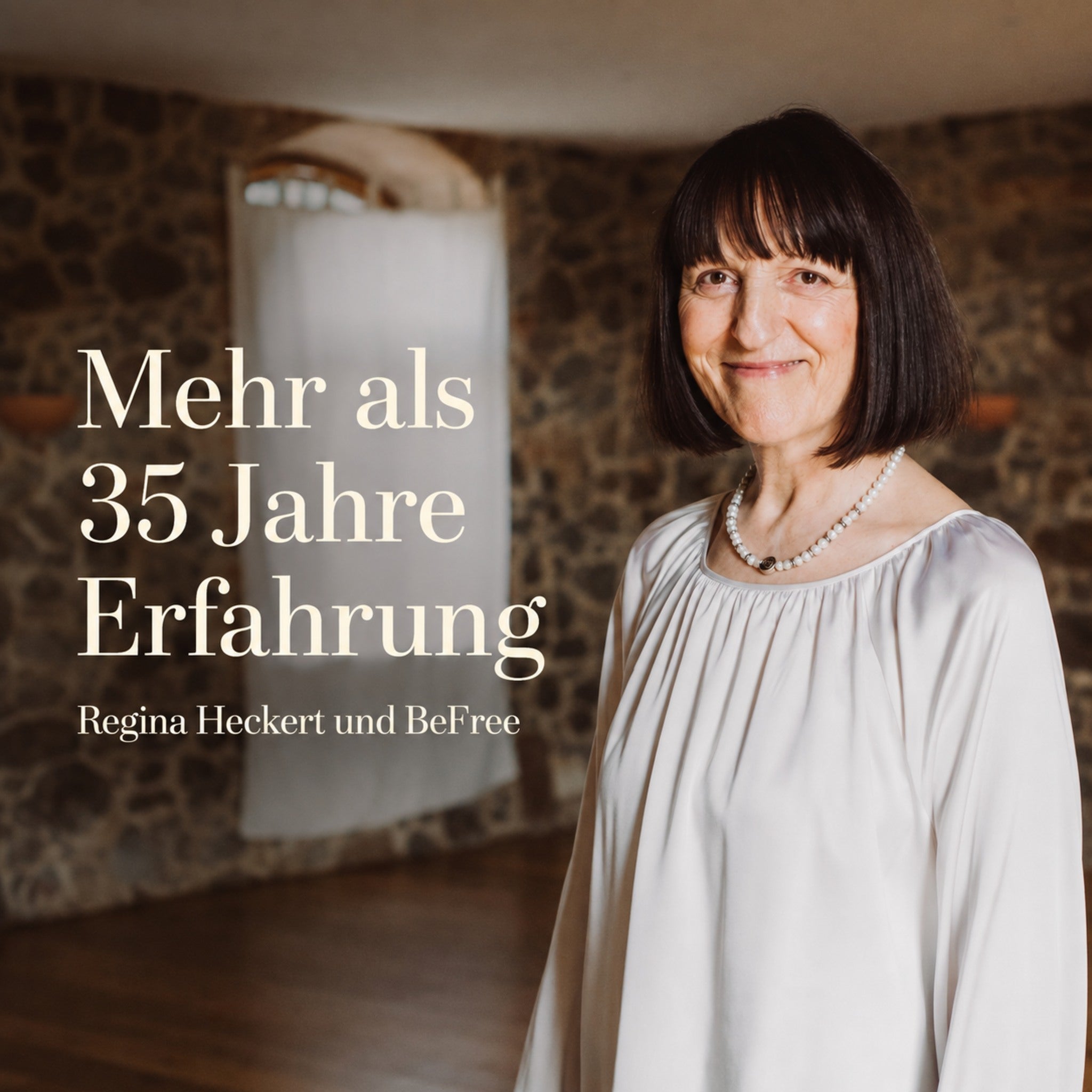 Regina Heckert steht für langjährige Erfahrung mit Tantra, Körperannahme und bewusster Begegnung
